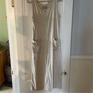 Everlane Luxe Cotton Jumpsuit Size M - sandstone